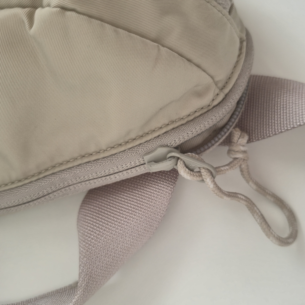 lululemon Everywhere Belt Bag Trench Beige Neutral - Picture 6 of 13